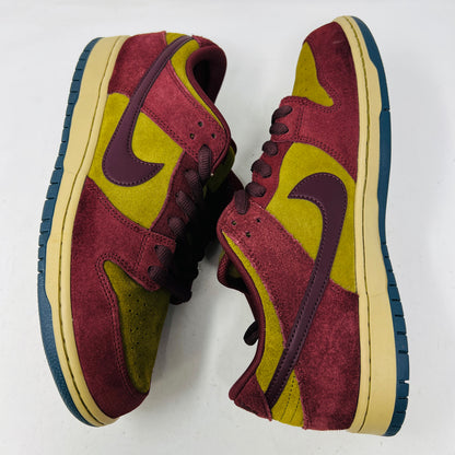 Nike SB Dunk Low Dark Team Red Olive Flak