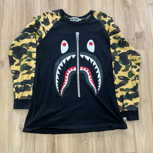 A BATHING APE 1st Camo Shark Tee Logo Long Sleeve Tee Black