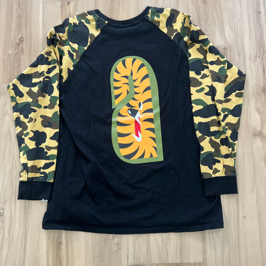 A BATHING APE 1st Camo Shark Tee Logo Long Sleeve Tee Black