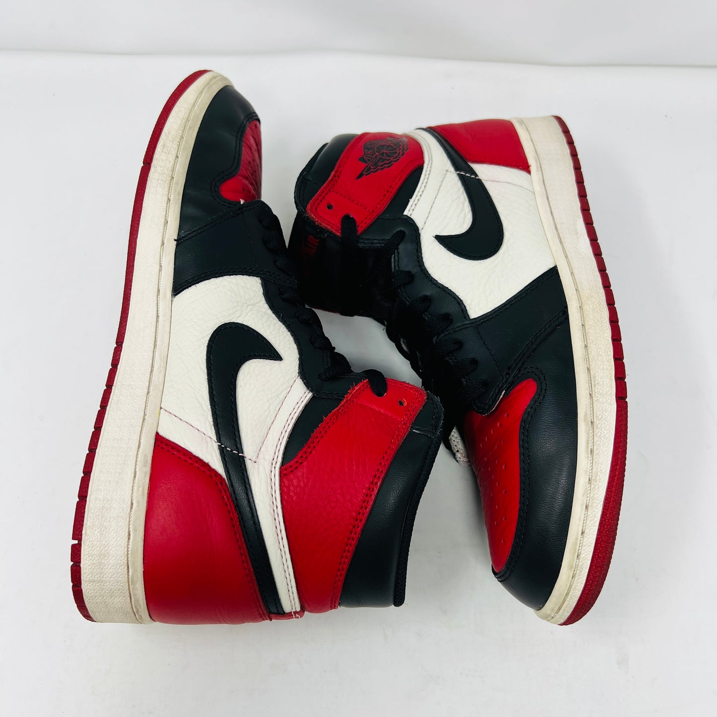 Jordan 1 Retro High Bred Toe