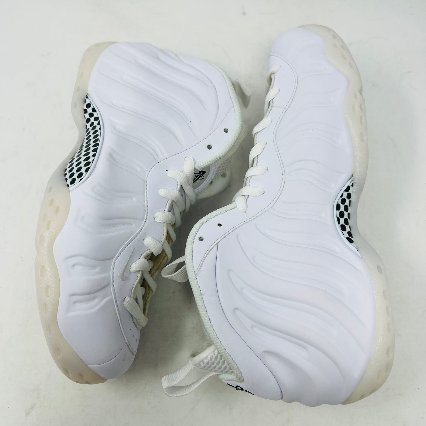 Nike Air Foamposite One Triple White