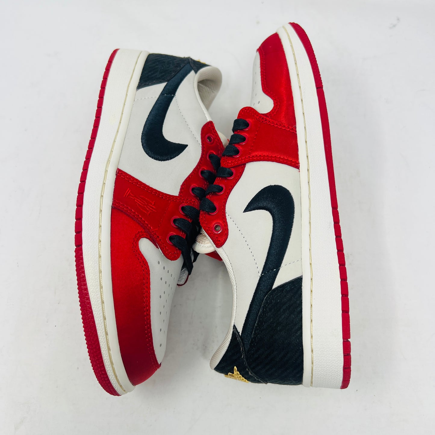 Jordan 1 Retro Low OG Trophy Room