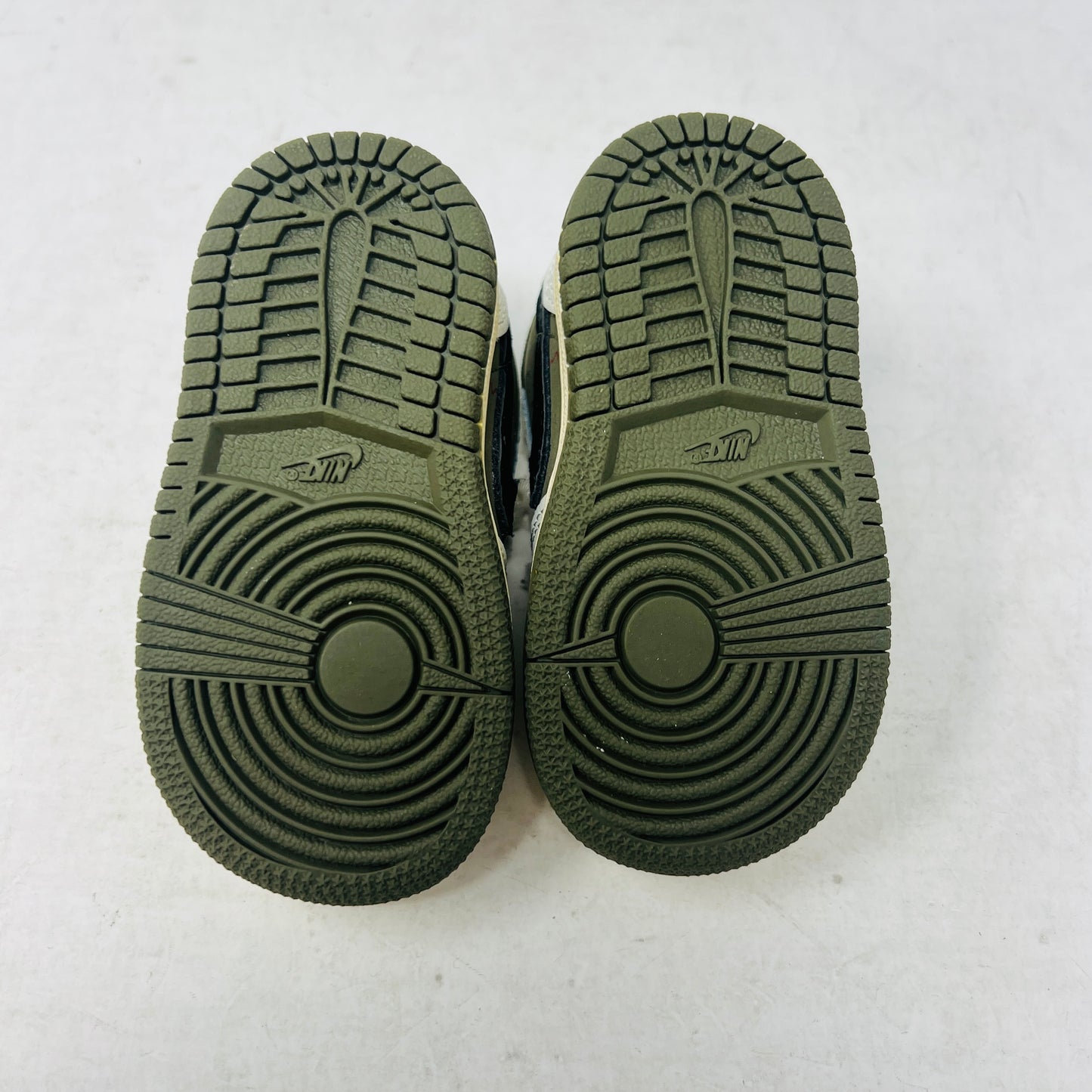 Jordan 1 Retro Low OG SP Travis Scott Medium Olive (TD)