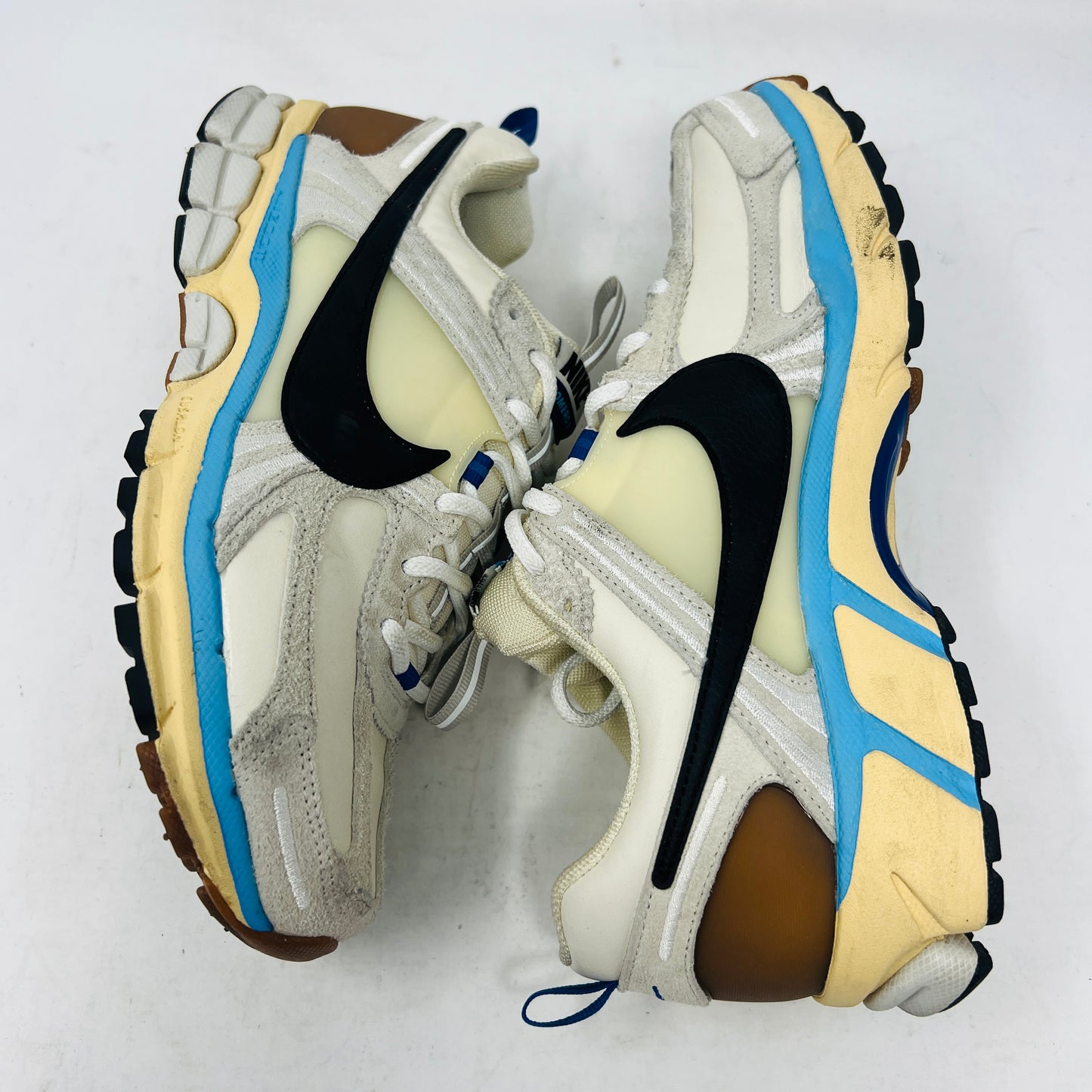 Nike Zoom Vomero 5 Designed by Japan