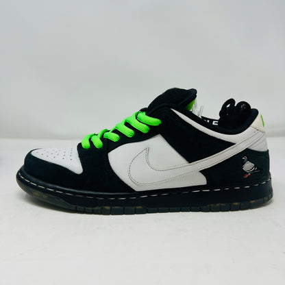 Nike SB Dunk Low Staple Panda Pigeon