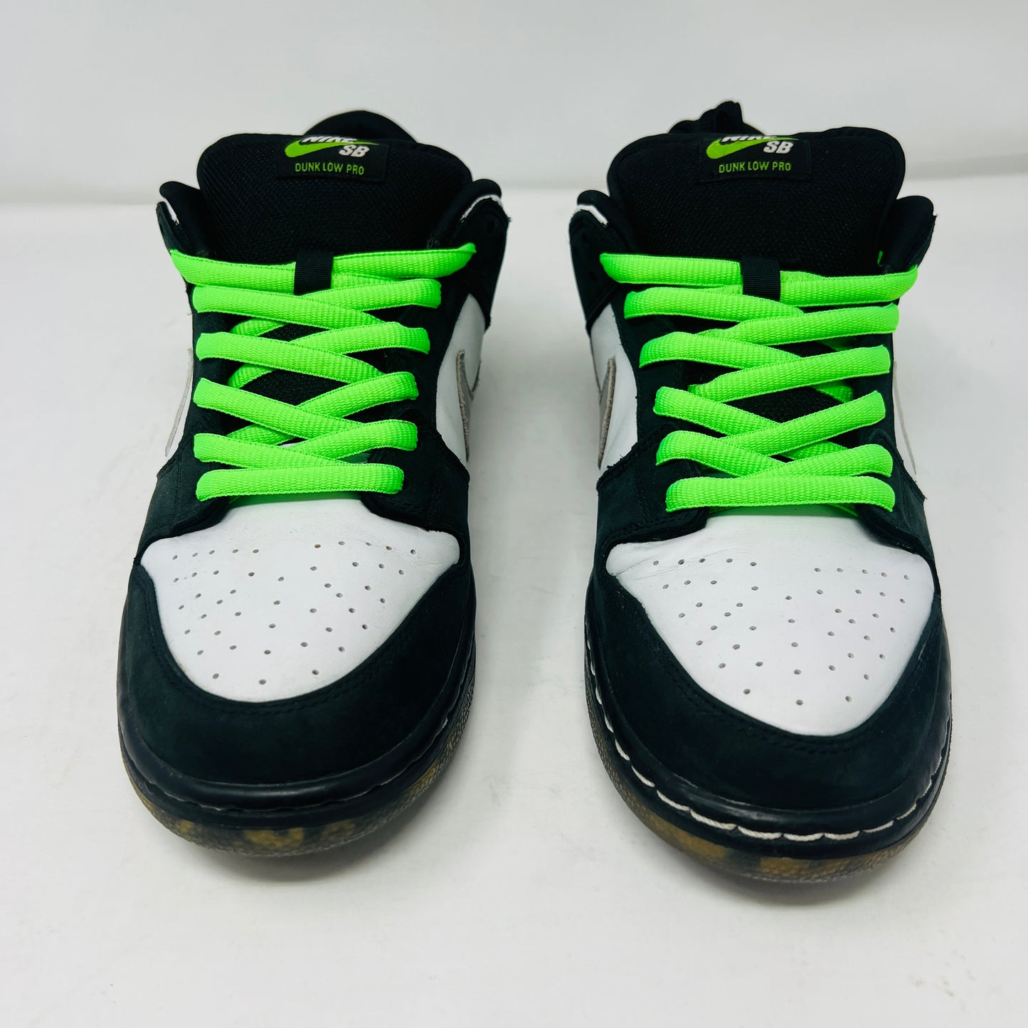 Nike SB Dunk Low Staple Panda Pigeon