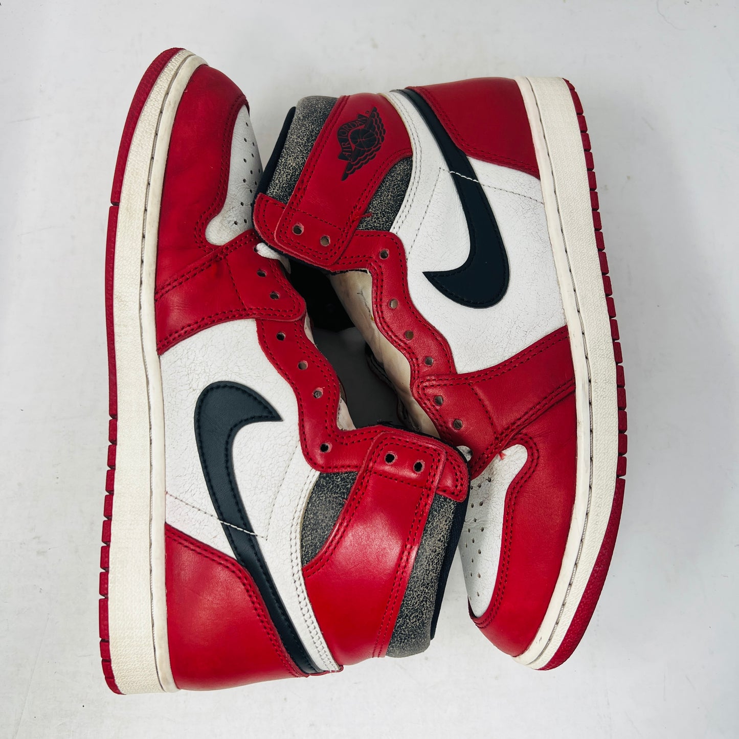 Jordan 1 Retro High OG Chicago Lost and Found