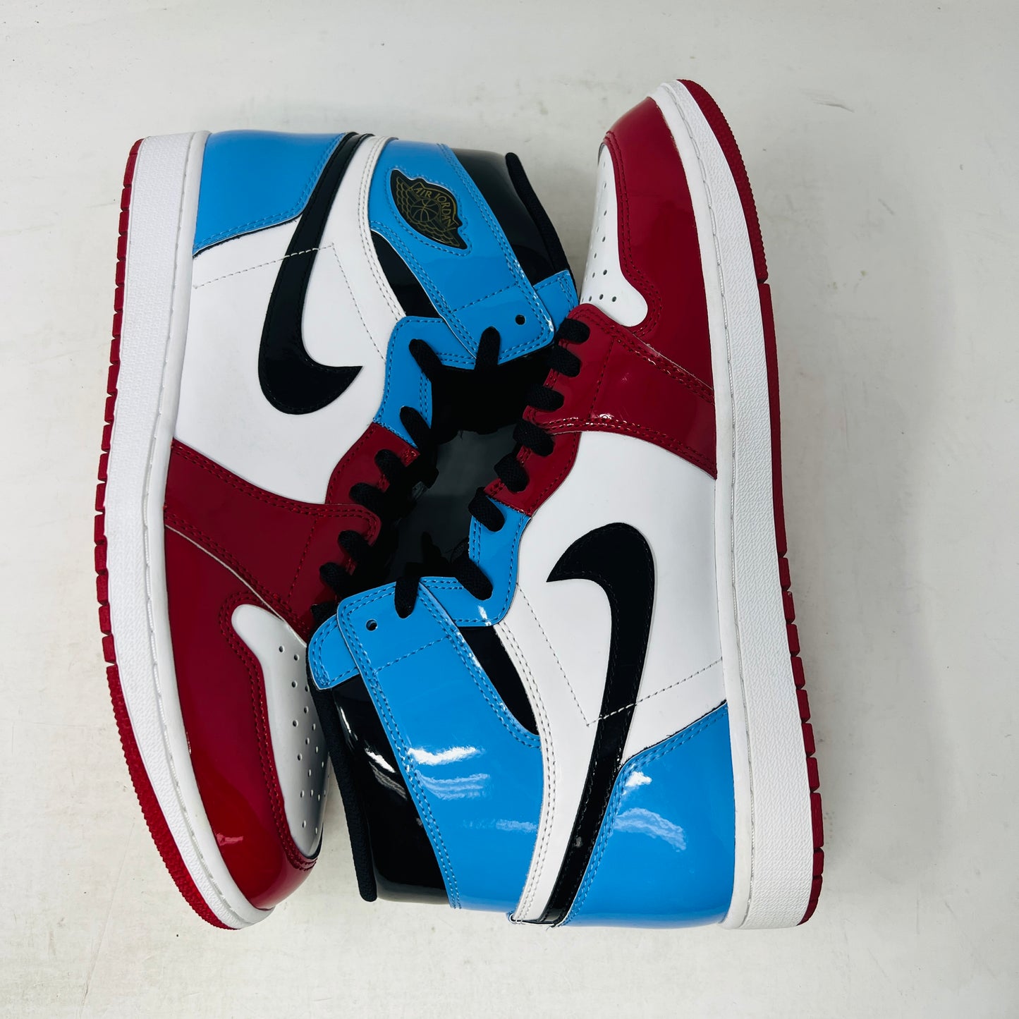 Jordan 1 Retro High Fearless UNC Chicago