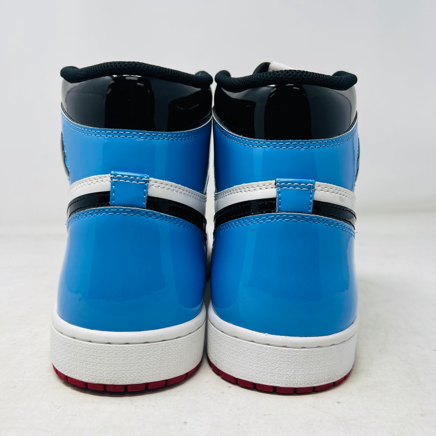 Jordan 1 Retro High Fearless UNC Chicago