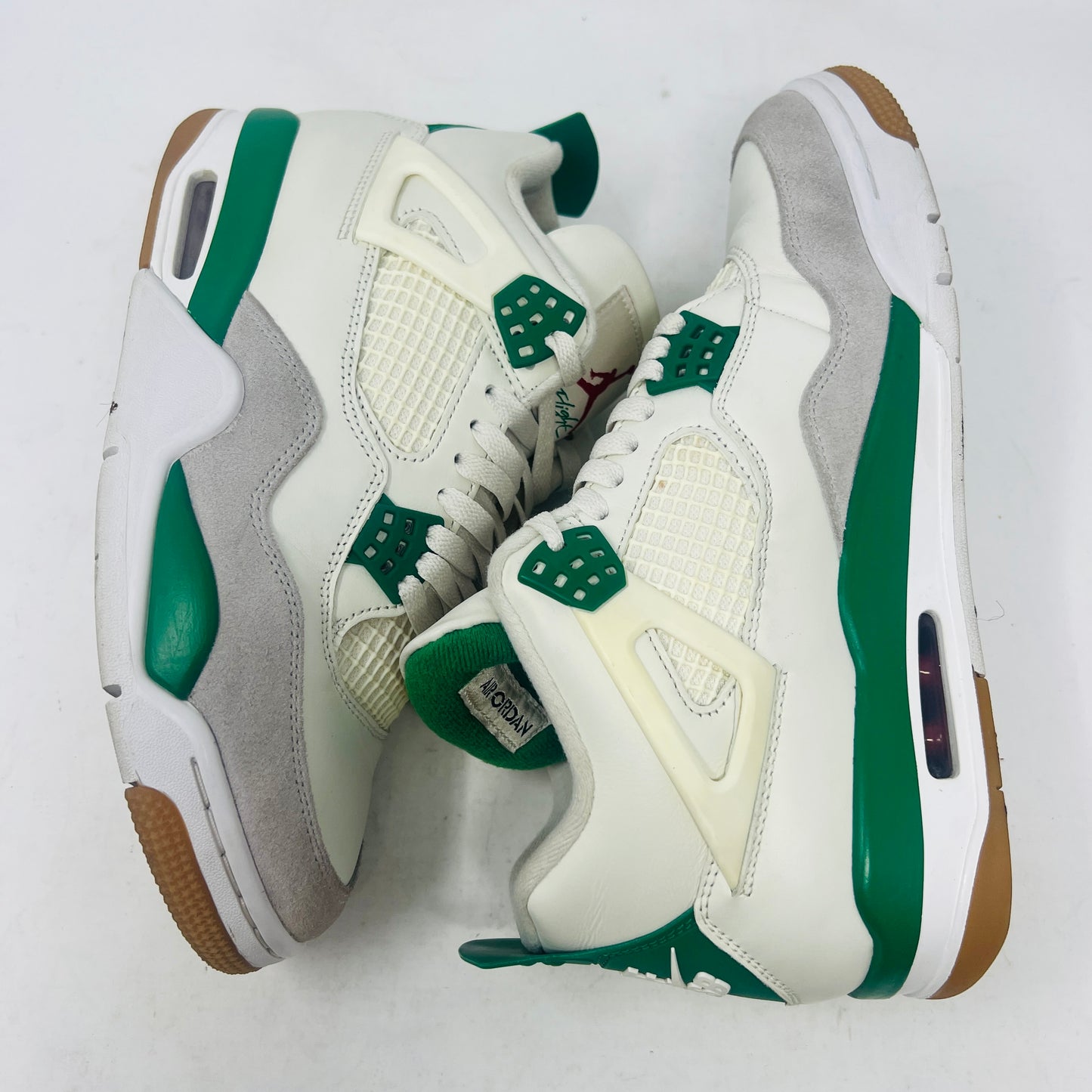 Jordan 4 Retro SB Pine Green