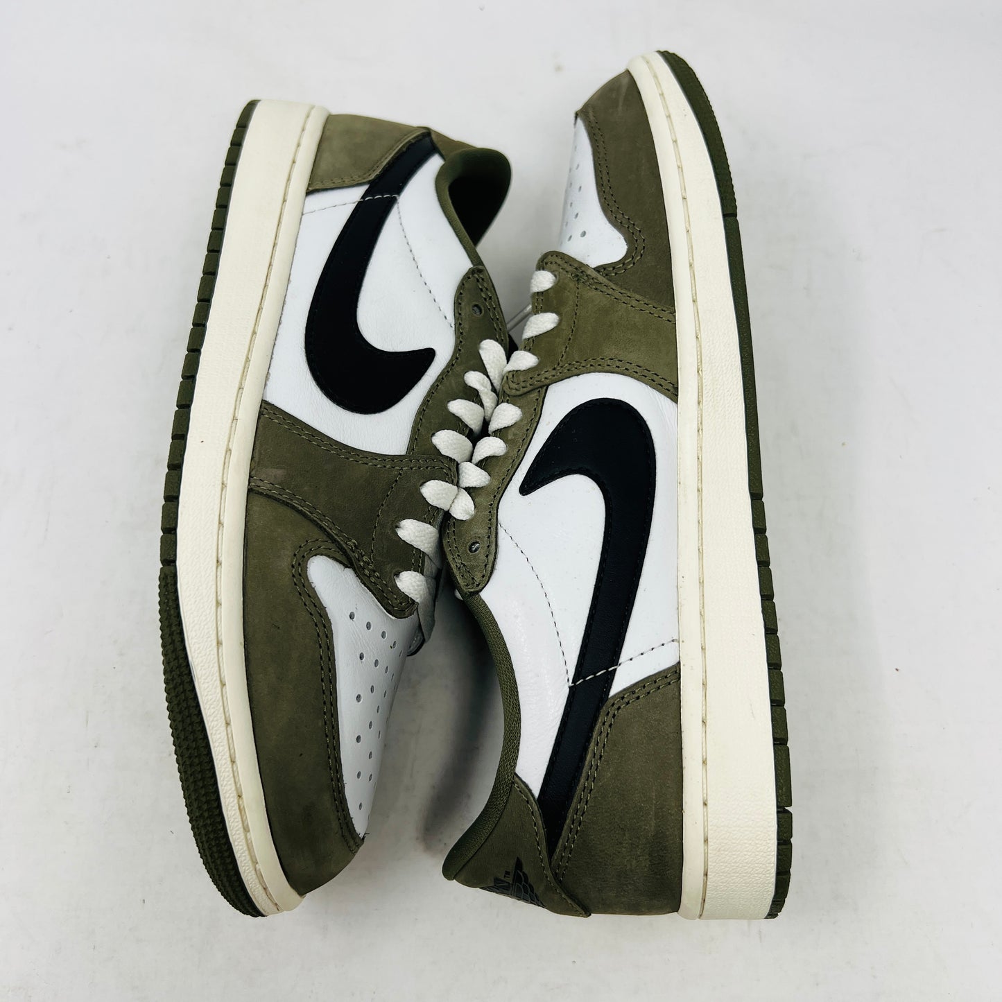 Jordan 1 Retro Low Medium Olive