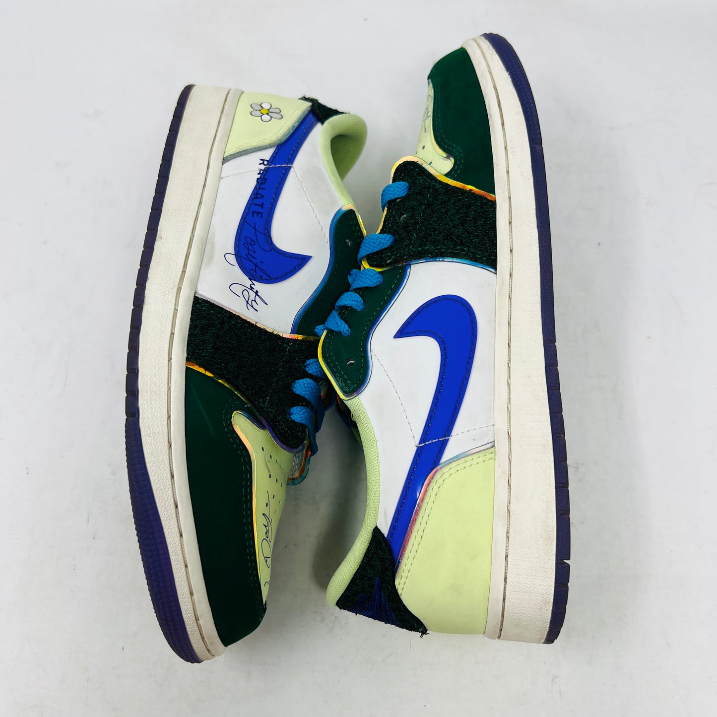 Jordan 1 Retro Low OG Doernbecher
