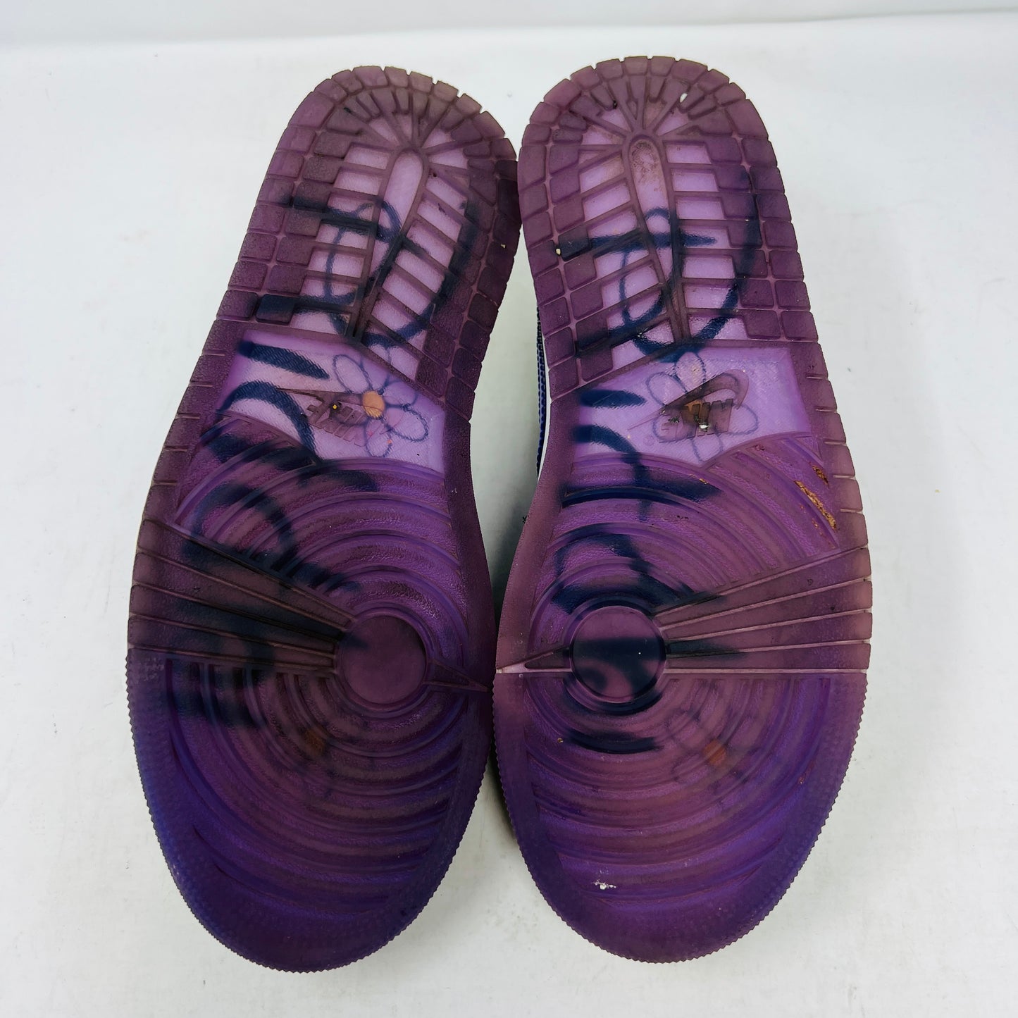 Jordan 1 Retro Low OG Doernbecher