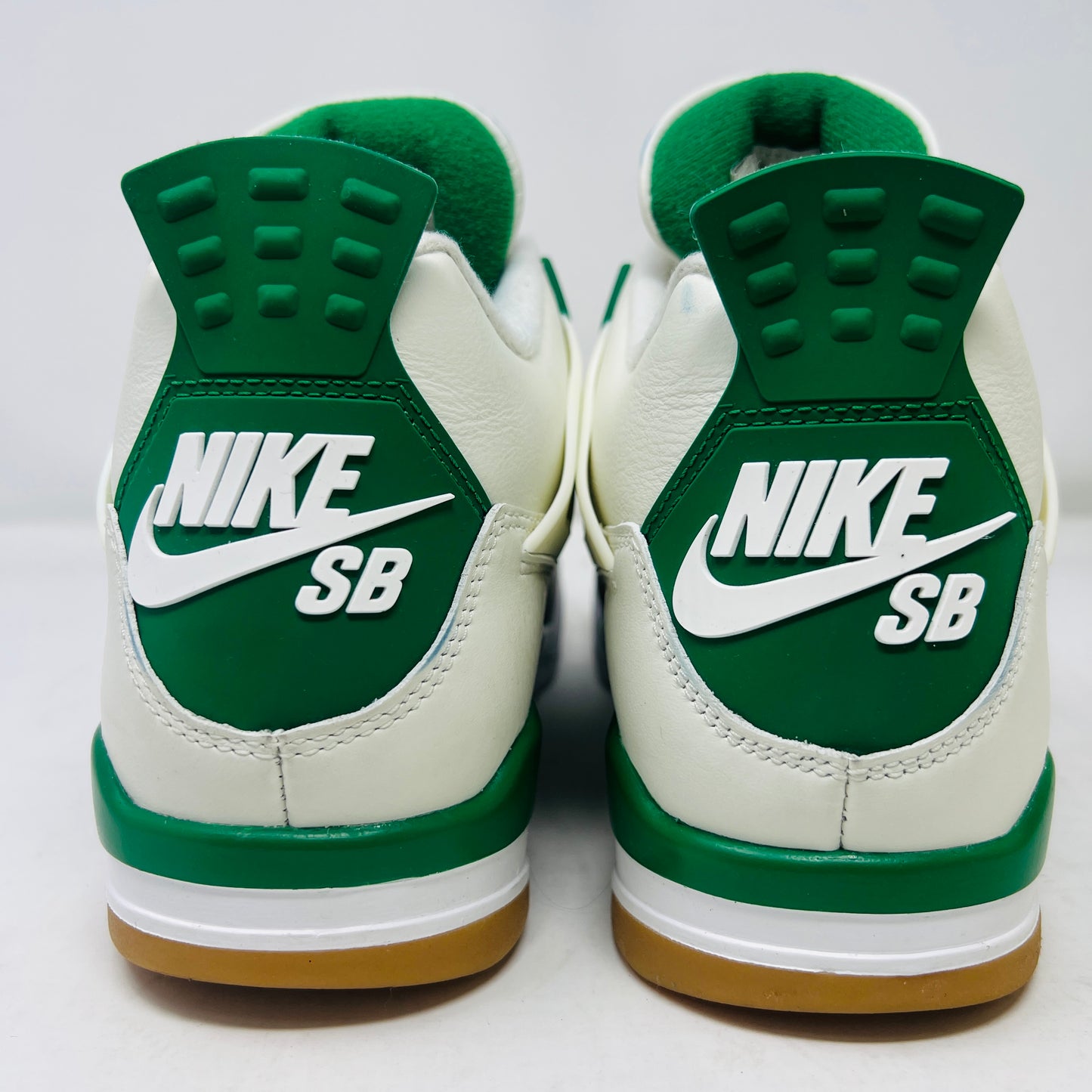 Jordan 4 Retro SB Pine Green