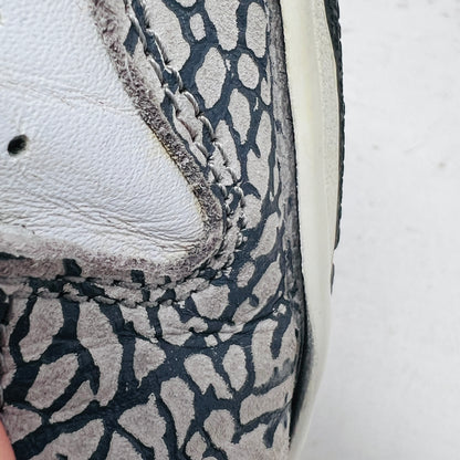 Nike SB Dunk Low Supreme White Cement (2002)