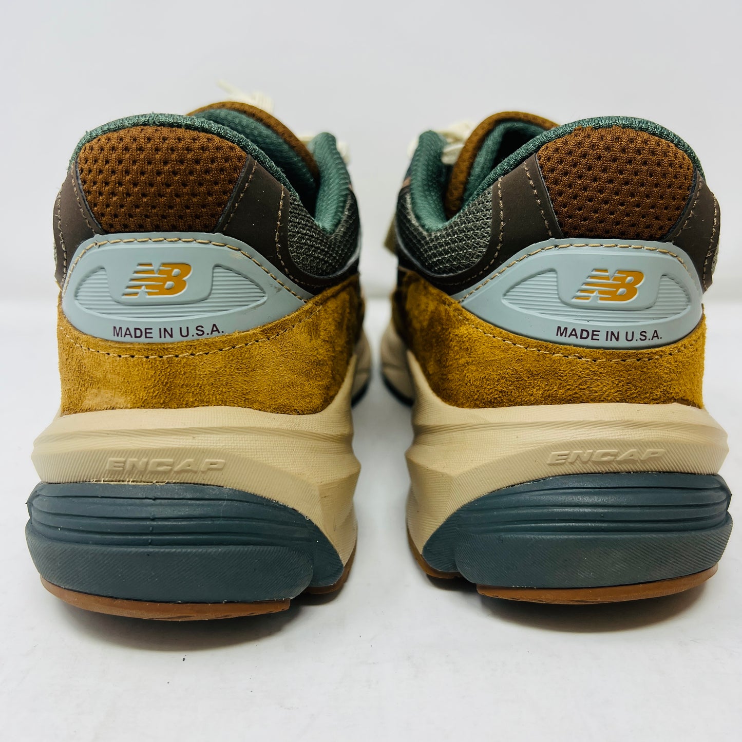 New Balance 990v6 Carhartt WIP Sculpture Center