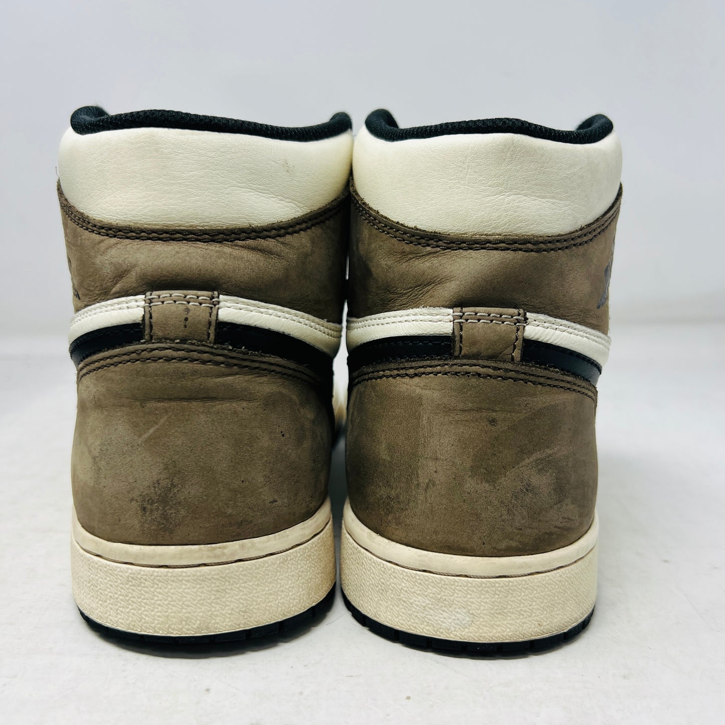 Jordan 1 Retro High Dark Mocha