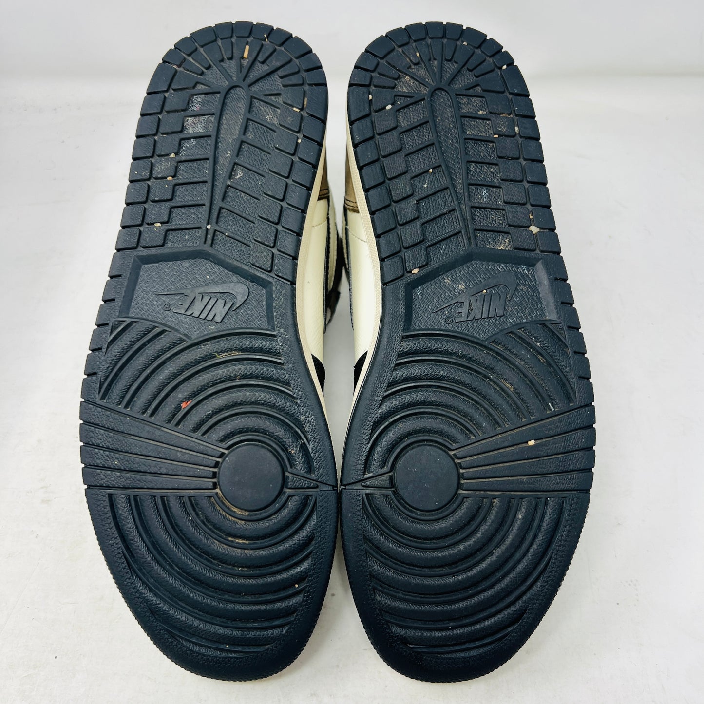 Jordan 1 Retro High Dark Mocha