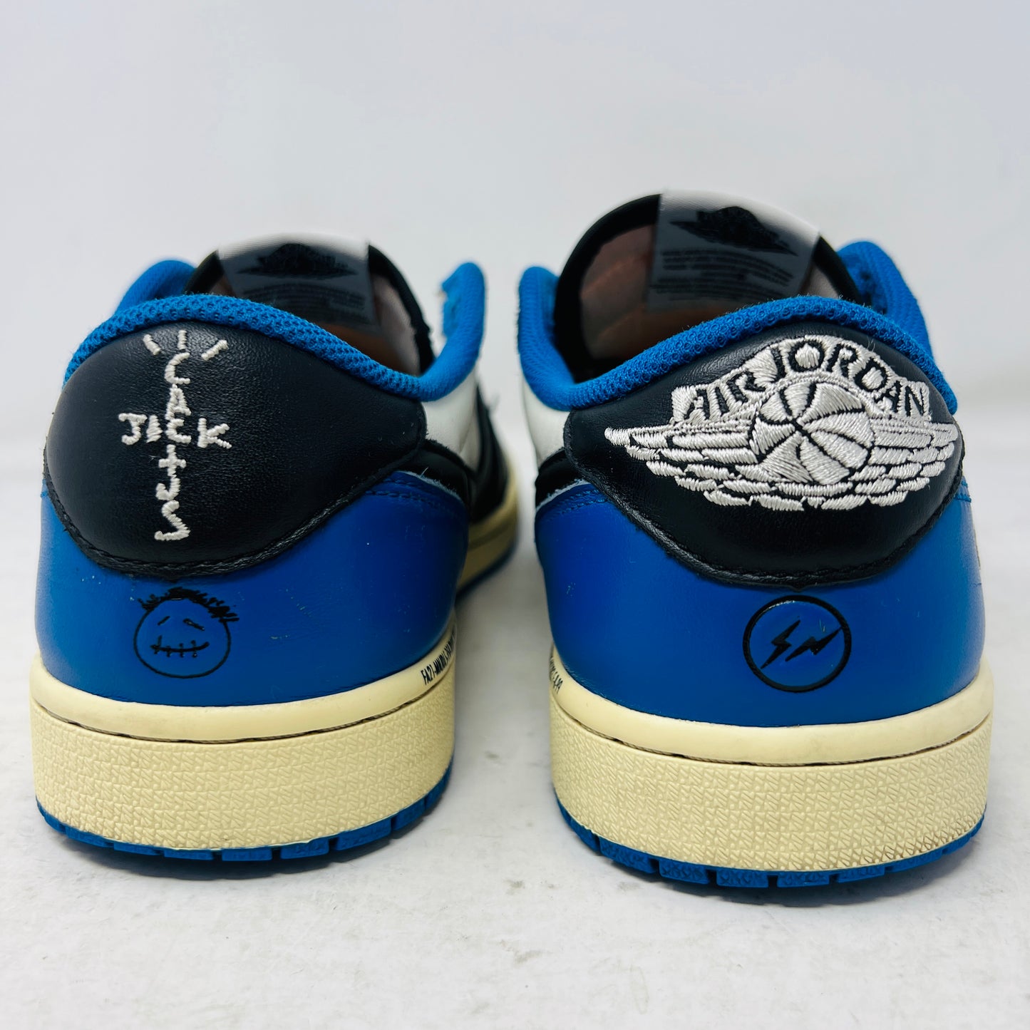 Jordan 1 Retro Low OG SP Fragment x Travis Scott