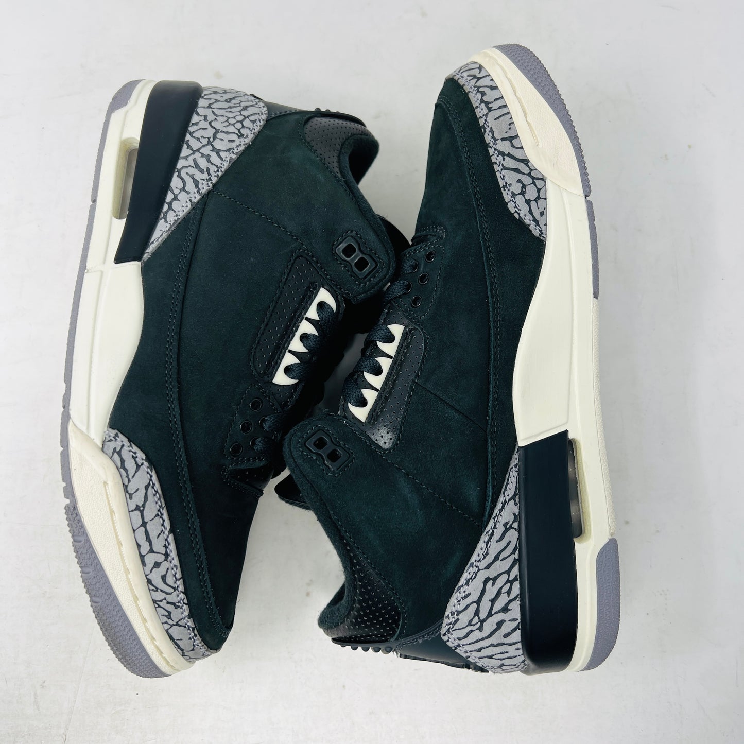 Jordan 3 Retro Off Noir (Women's)