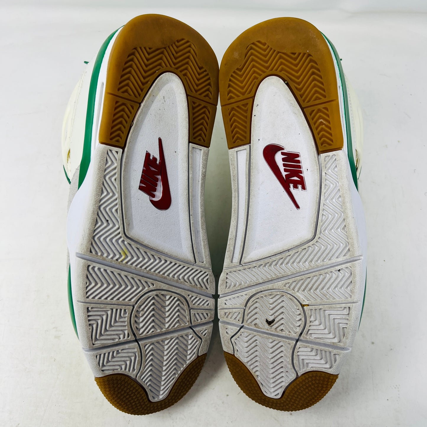 Jordan 4 Retro SB Pine Green