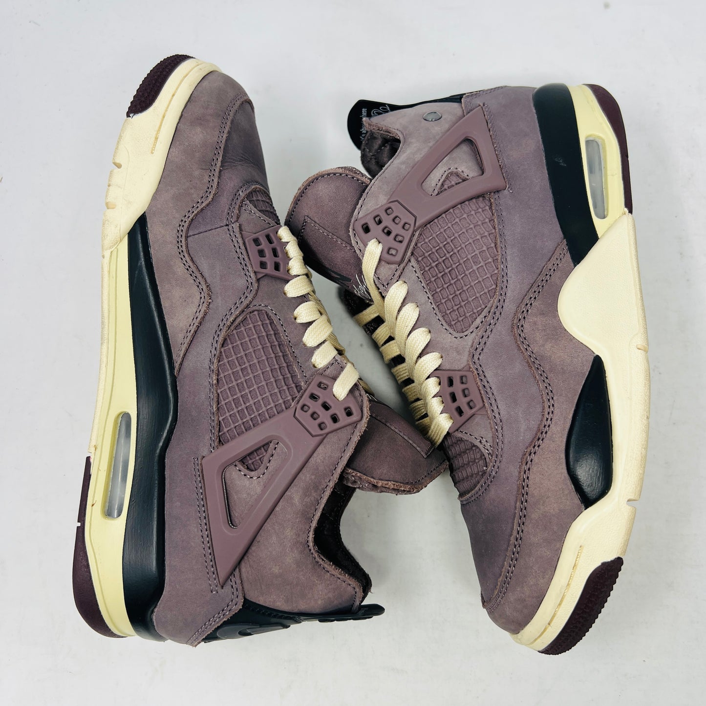 Jordan 4 Retro SP A Ma Maniére Violet Ore