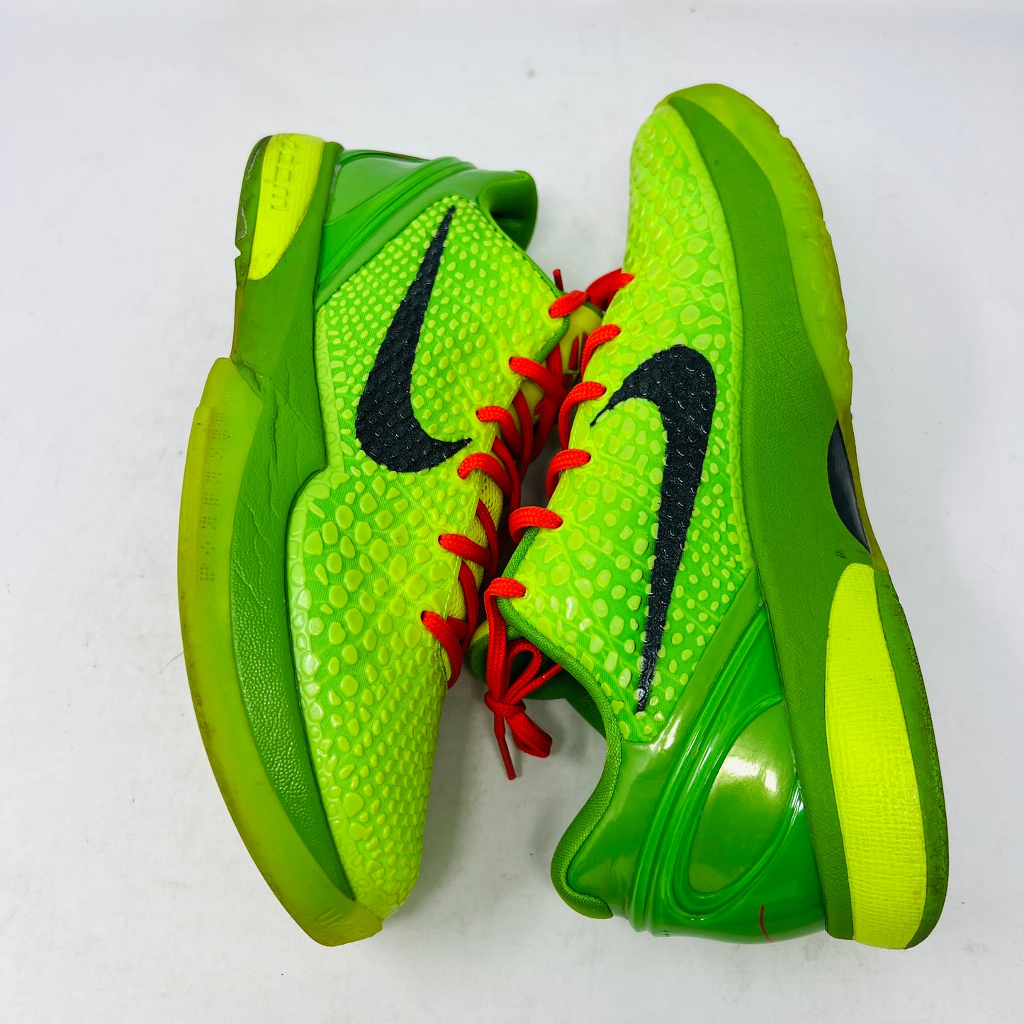Nike Kobe 6 Grinch (2020)