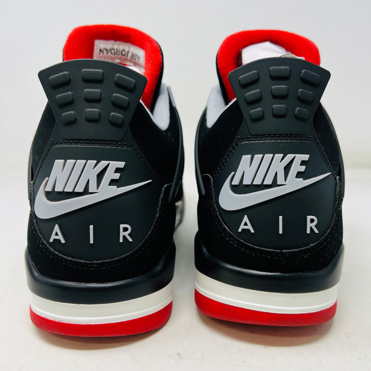 Jordan 4 Retro Bred (2019)