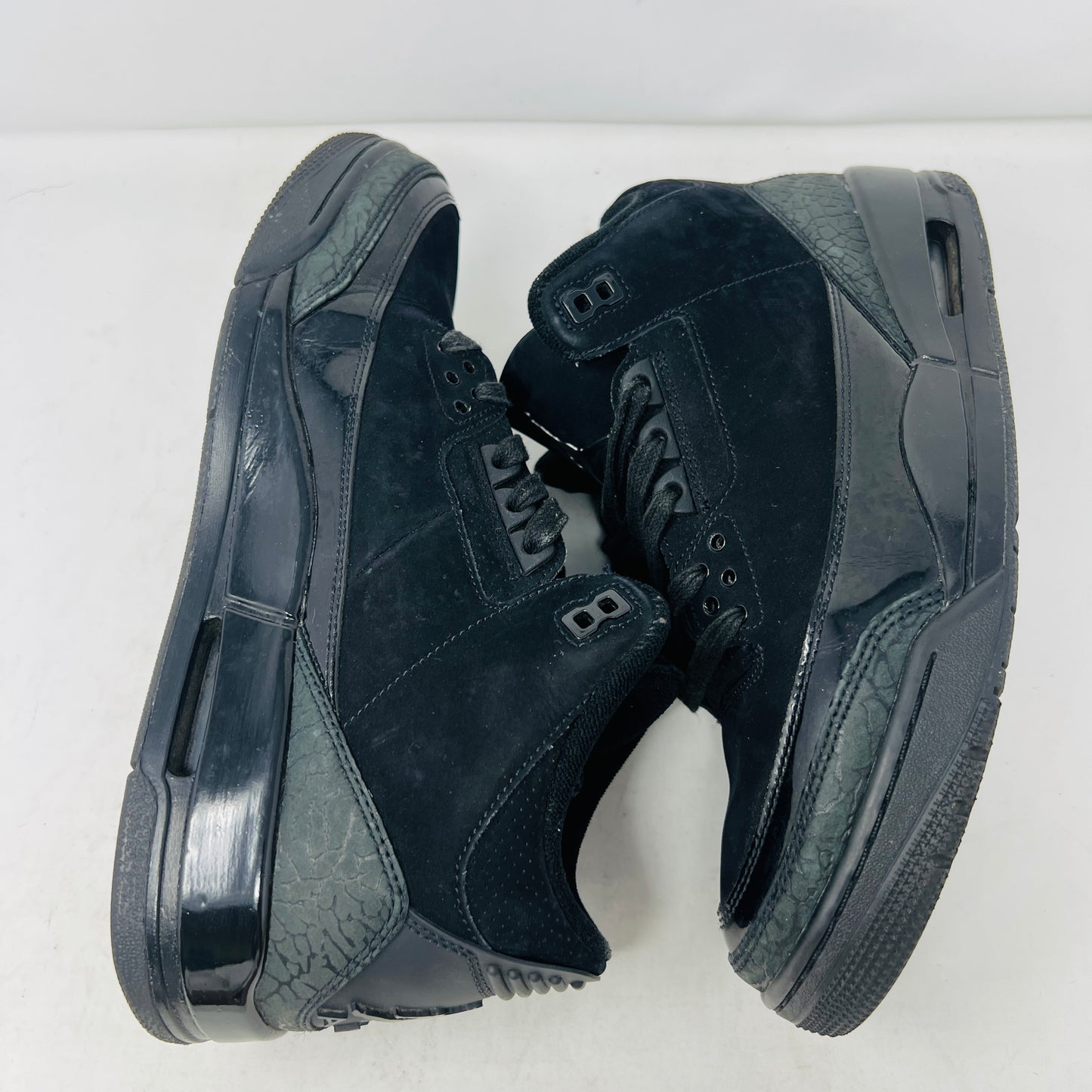 Jordan 3 Retro Black Cat (2025)