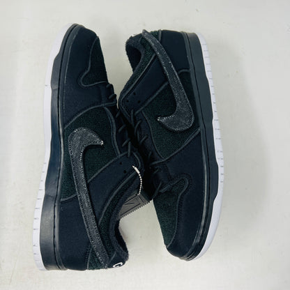 Nike SB Dunk Low Gnarhunters