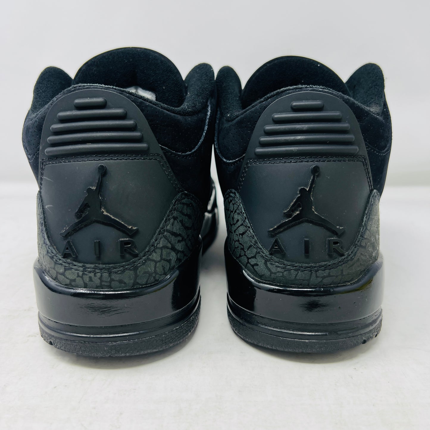 Jordan 3 Retro Black Cat (2025)