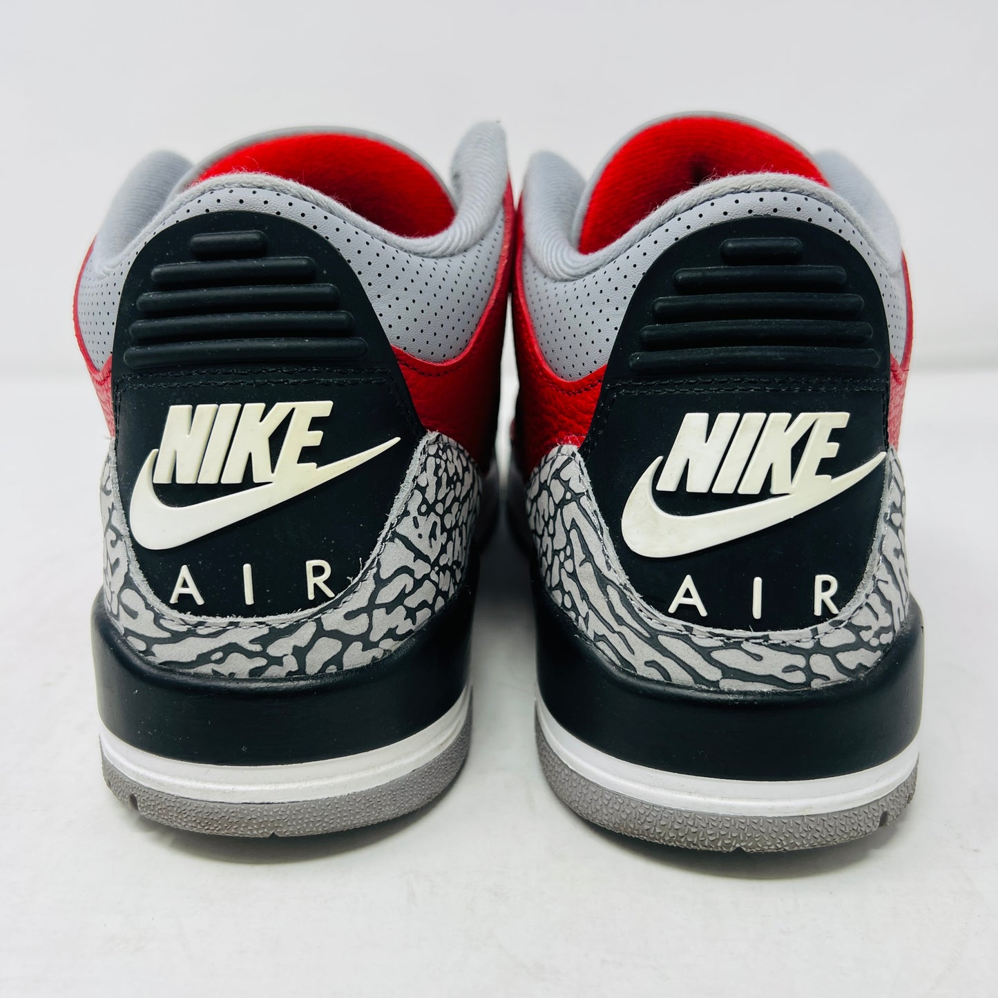 Jordan 3 Retro SE Unite