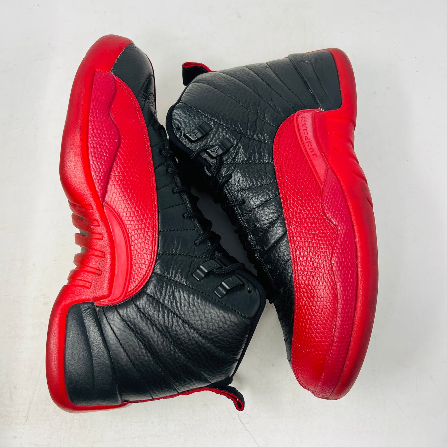 Jordan 12 Retro Flu Game (2016)