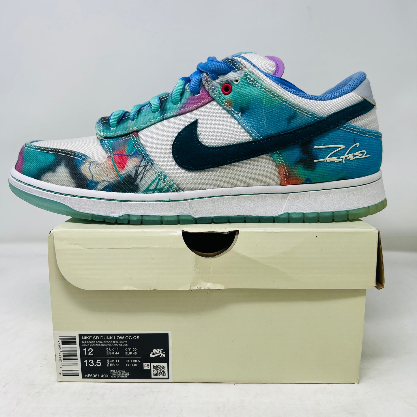 Nike SB Dunk Low Futura Laboratories Bleached Aqua