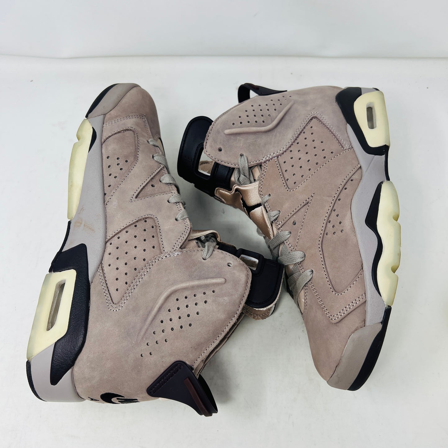 Jordan 6 Retro A Ma Maniére Smokey Mauve