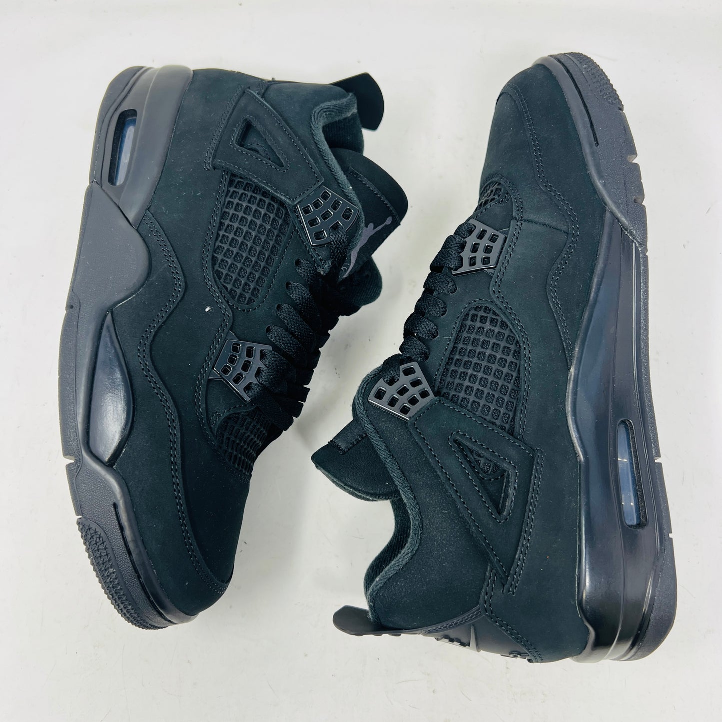 Jordan 4 Retro Black Cat (2025)