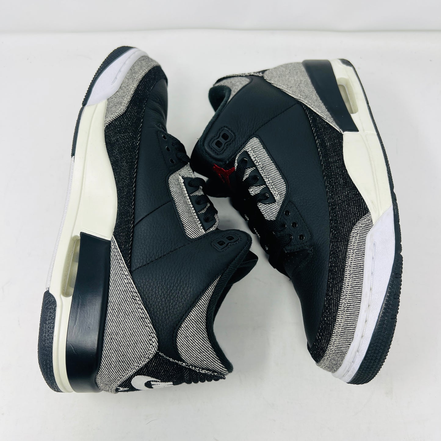 Jordan 3 Retro Levi’s Black