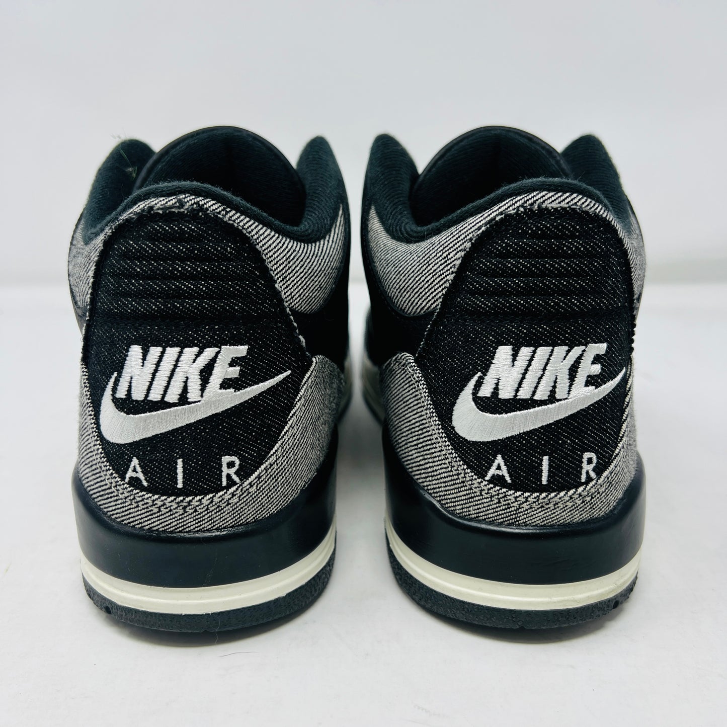 Jordan 3 Retro Levi’s Black