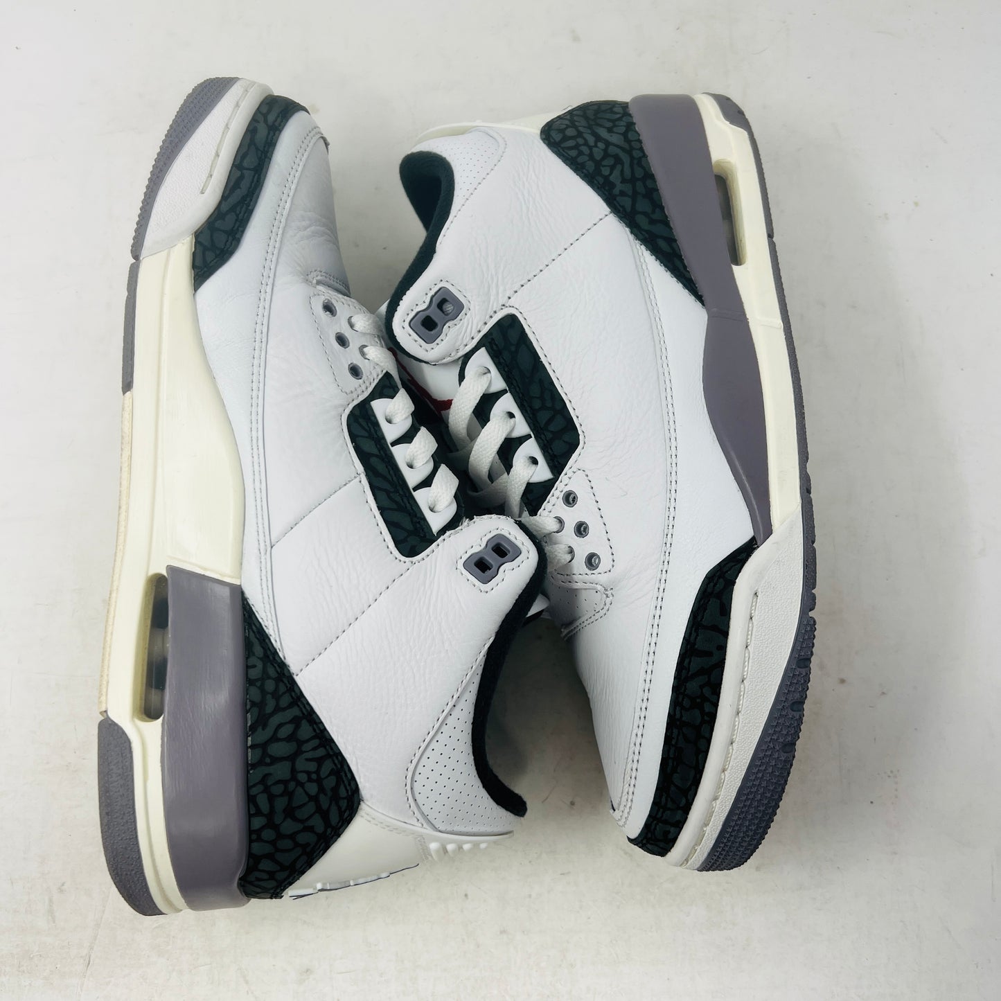 Jordan 3 Retro Cement Grey