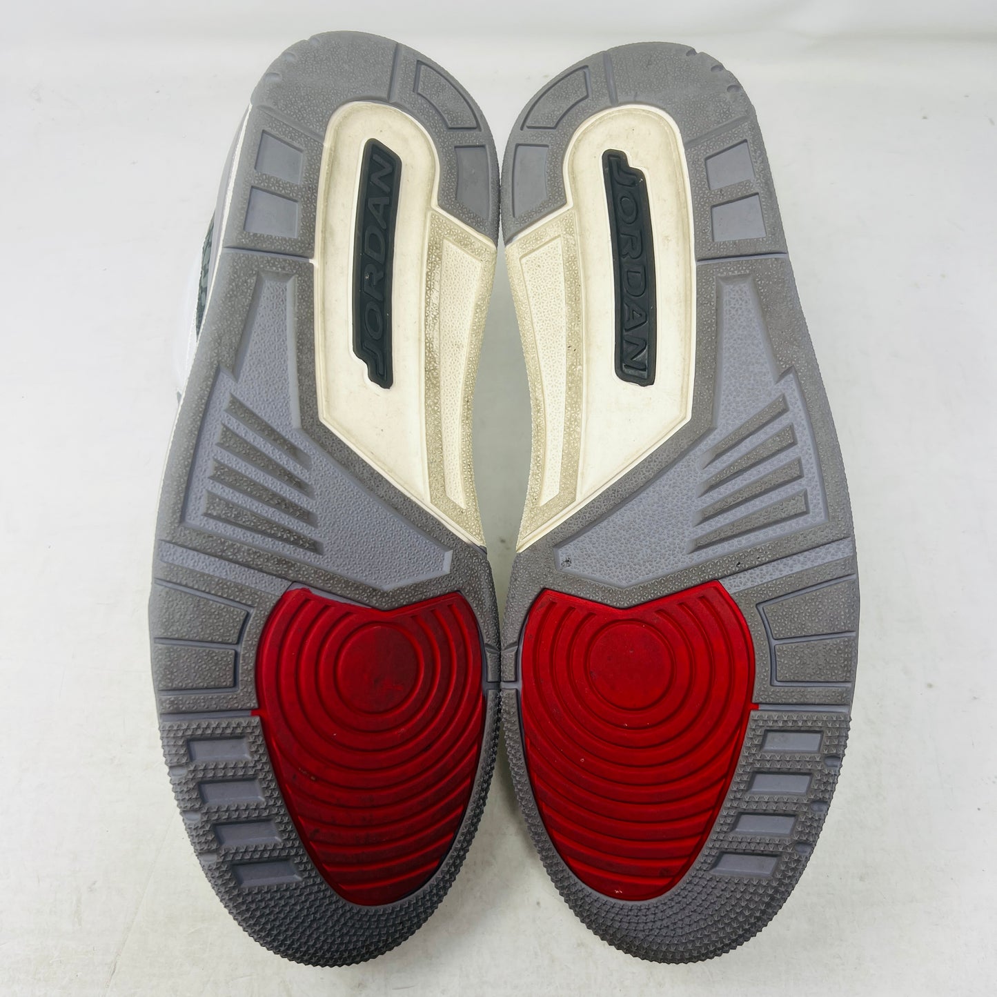 Jordan 3 Retro Cement Grey