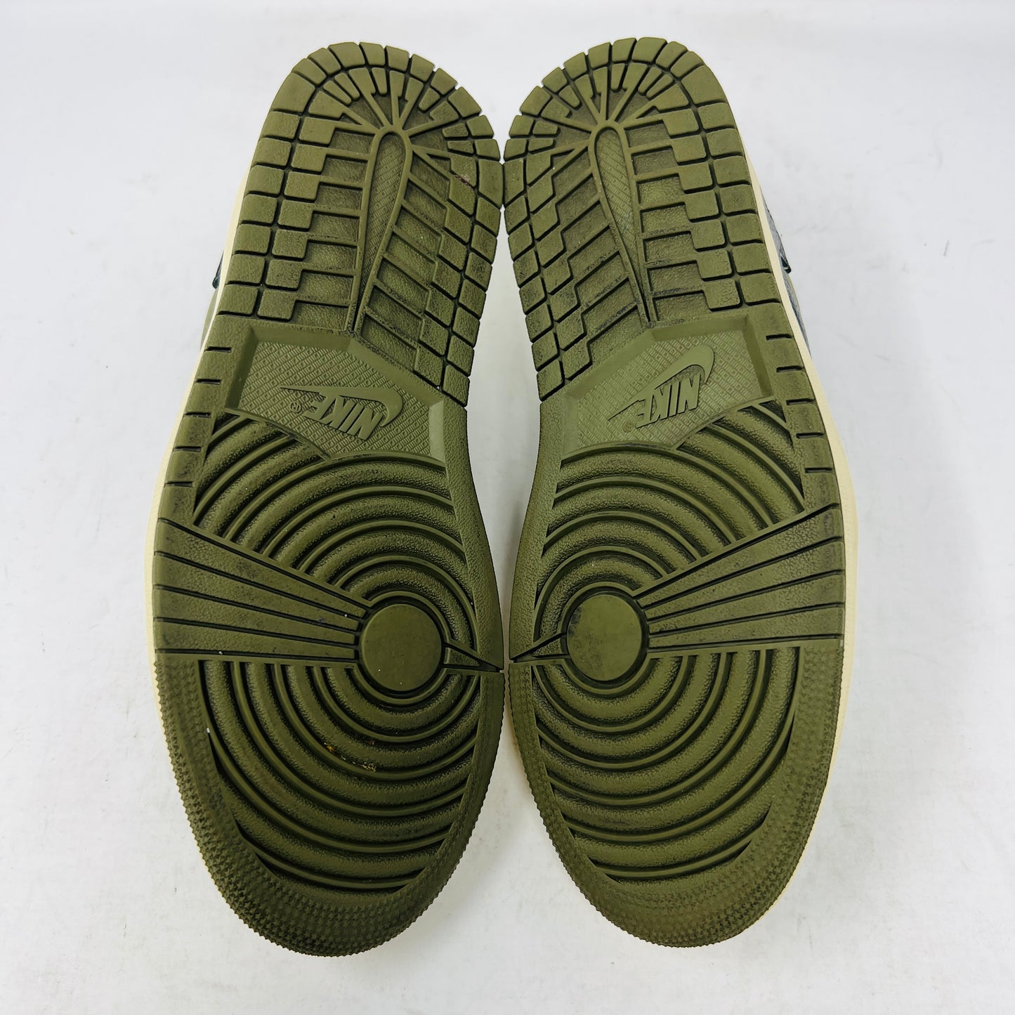 Jordan 1 Retro Low OG SP Travis Scott Medium Olive