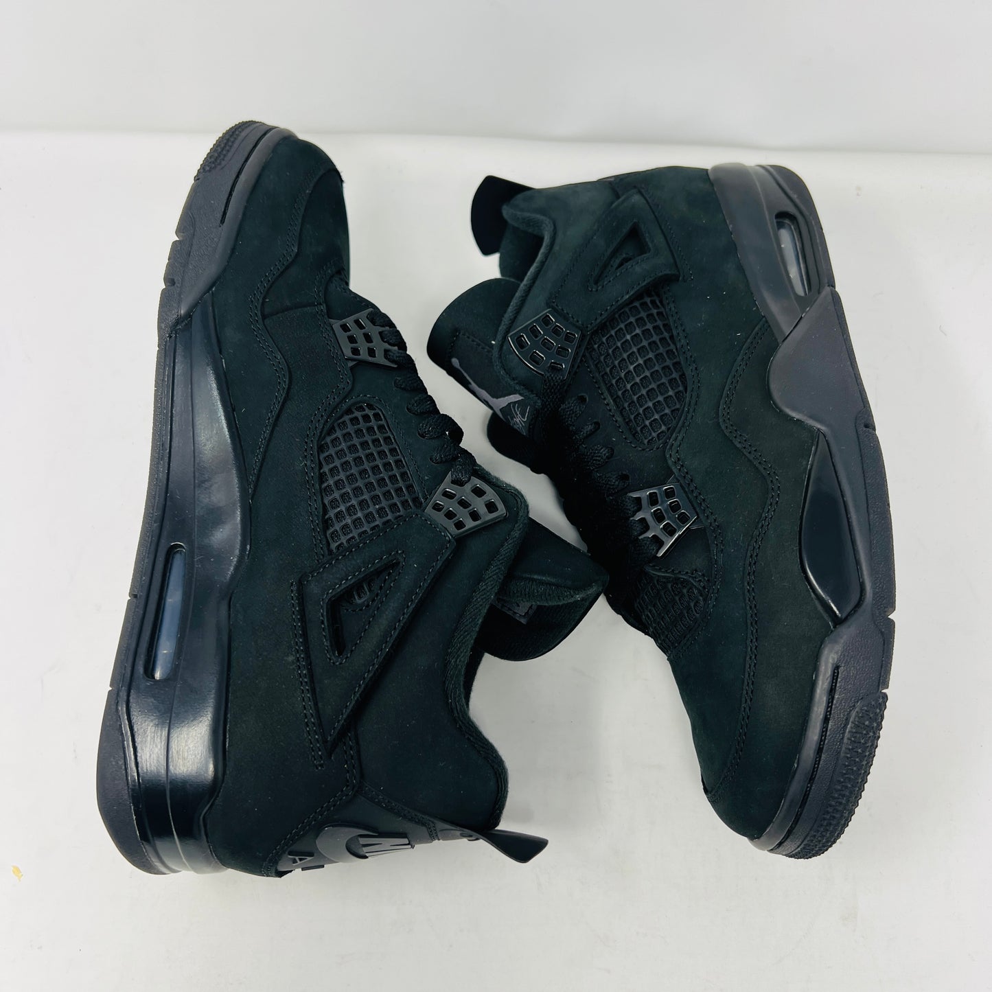 Jordan 4 Retro Black Cat (2025)