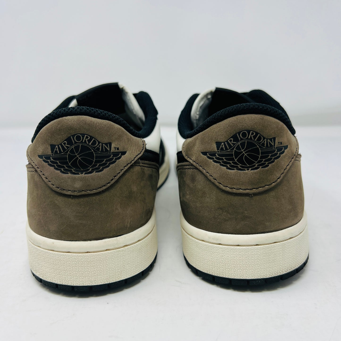 Jordan 1 Retro Low OG Mocha