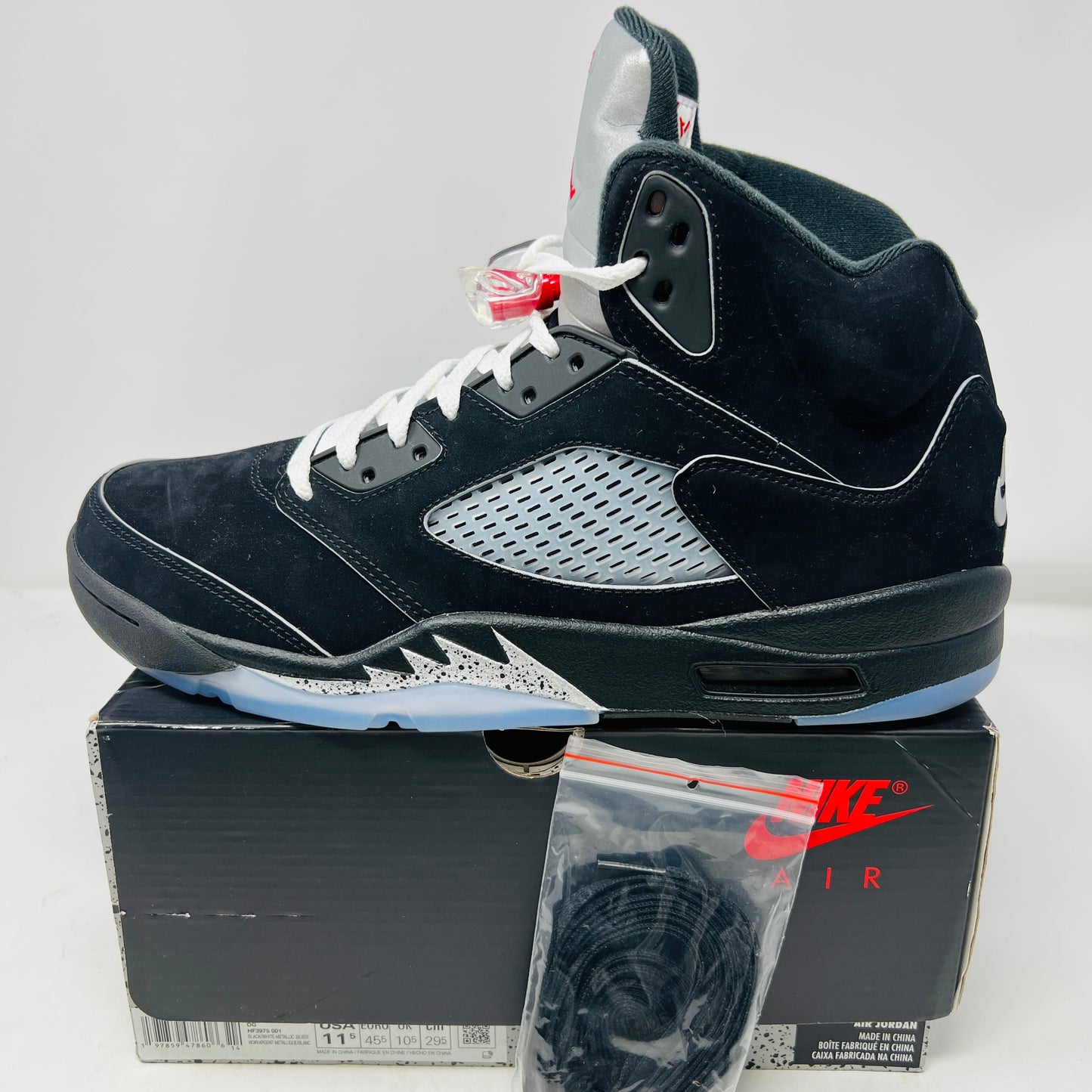 Jordan 5 Retro OG Black Metallic Reimagined