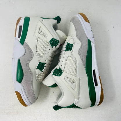 Jordan 4 Retro SB Pine Green