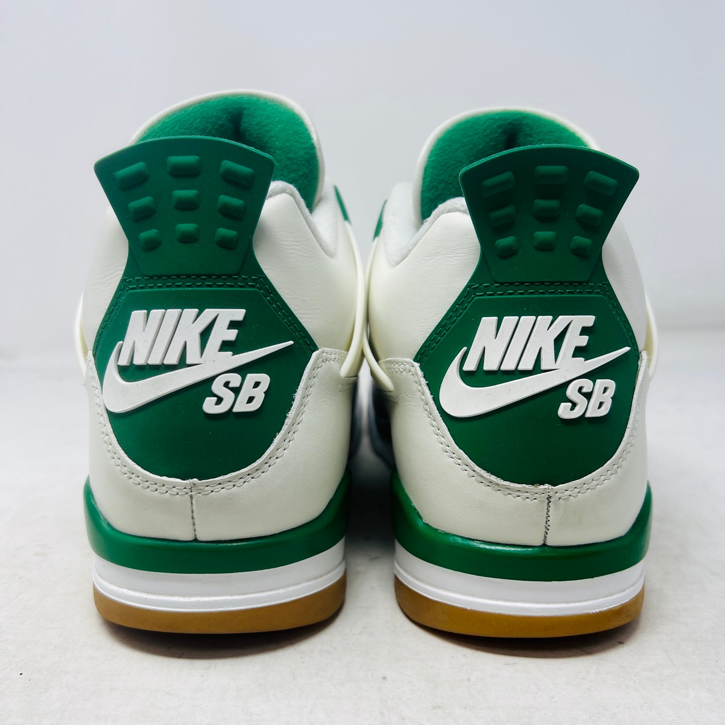 Jordan 4 Retro SB Pine Green