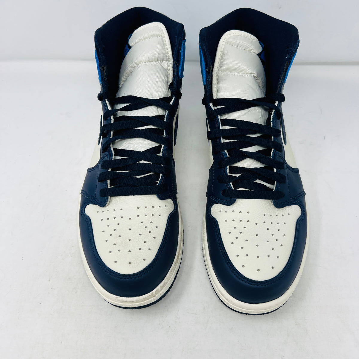 Jordan 1 Retro High Obsidian