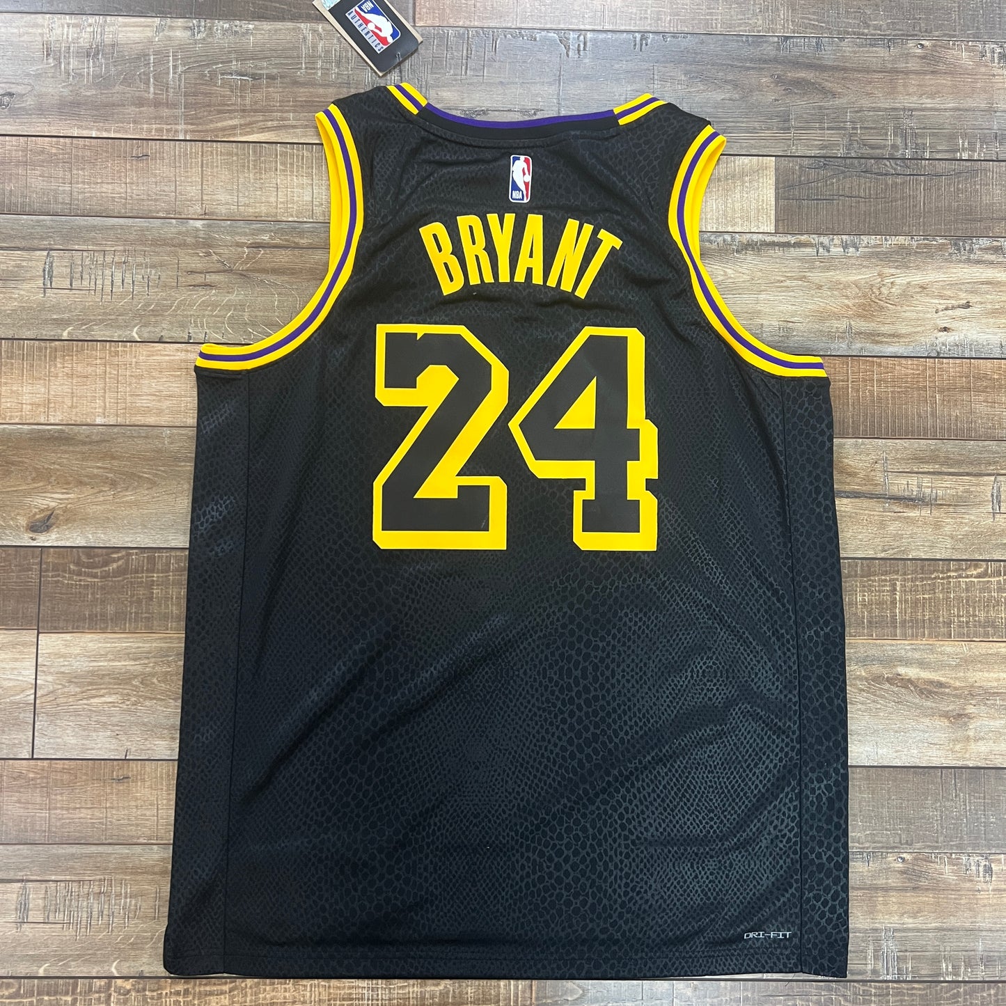 Nike Kobe Mamba Mentality Los Angeles Lakers City Edition Swingman Jersey (FW23) Black