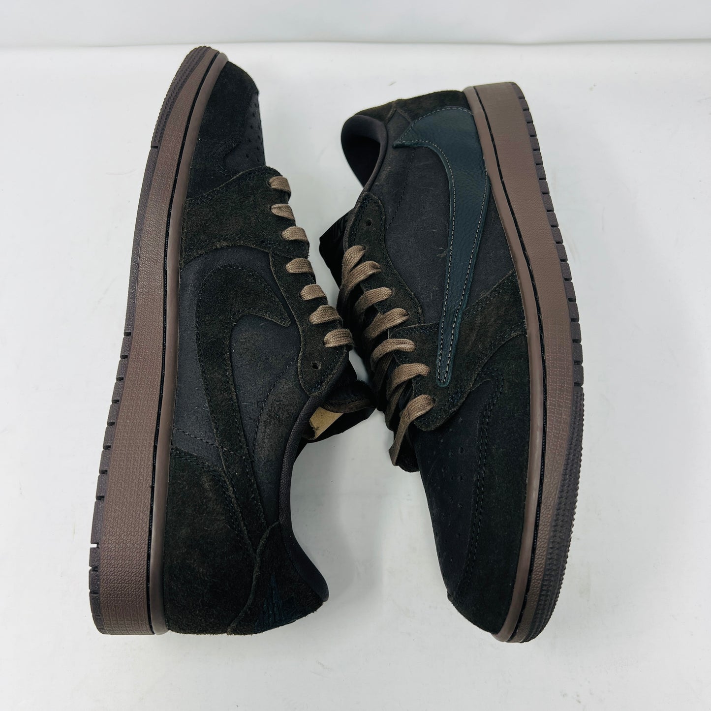 Jordan 1 Retro Low OG SP Travis Scott Velvet Brown