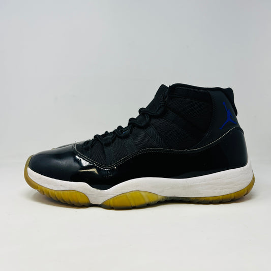 Jordan 11 Retro Space Jam (2016)